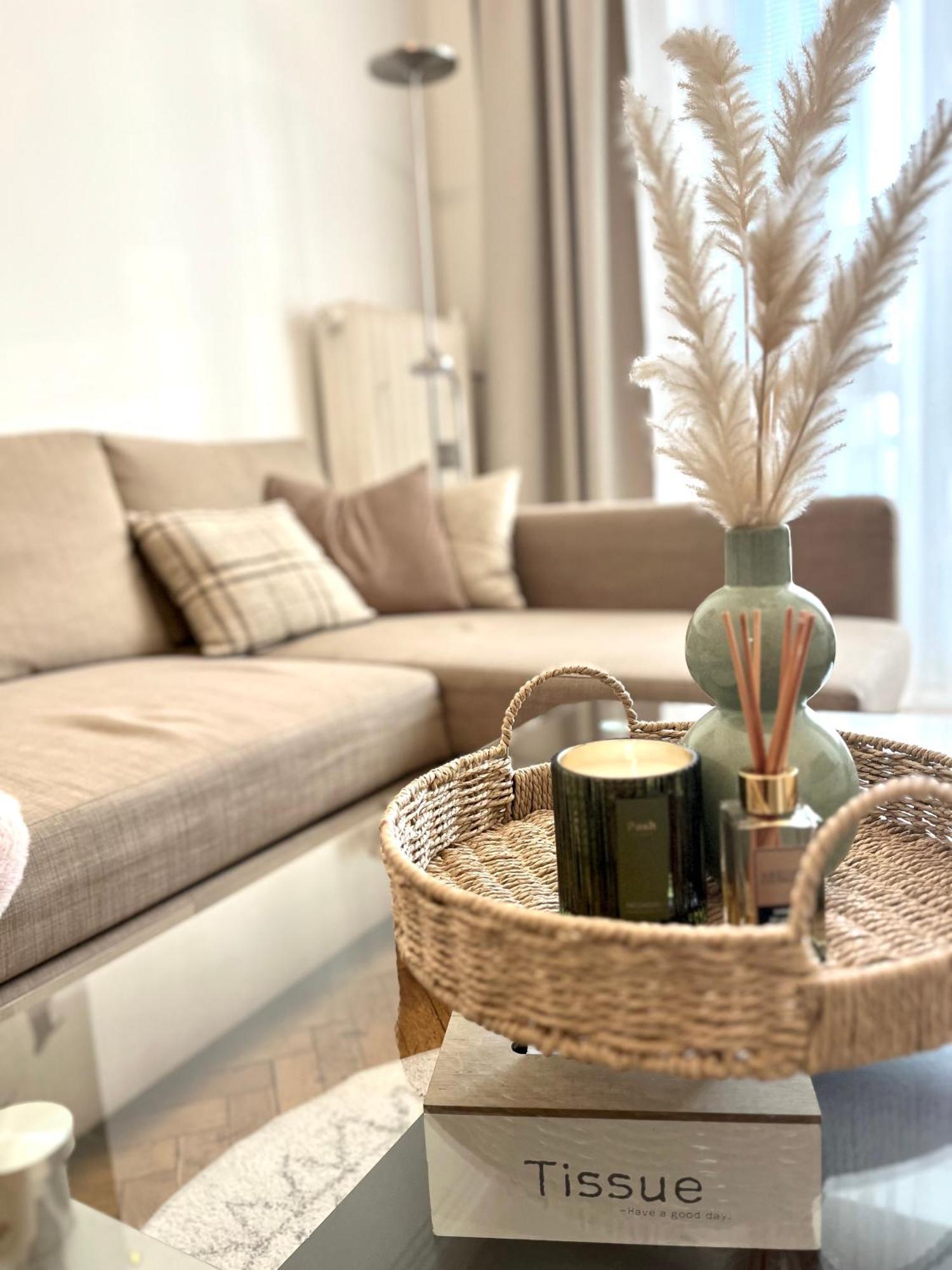 Audrey Hepburn Apartment Old Town Air Conditioned Bratislava Buitenkant foto